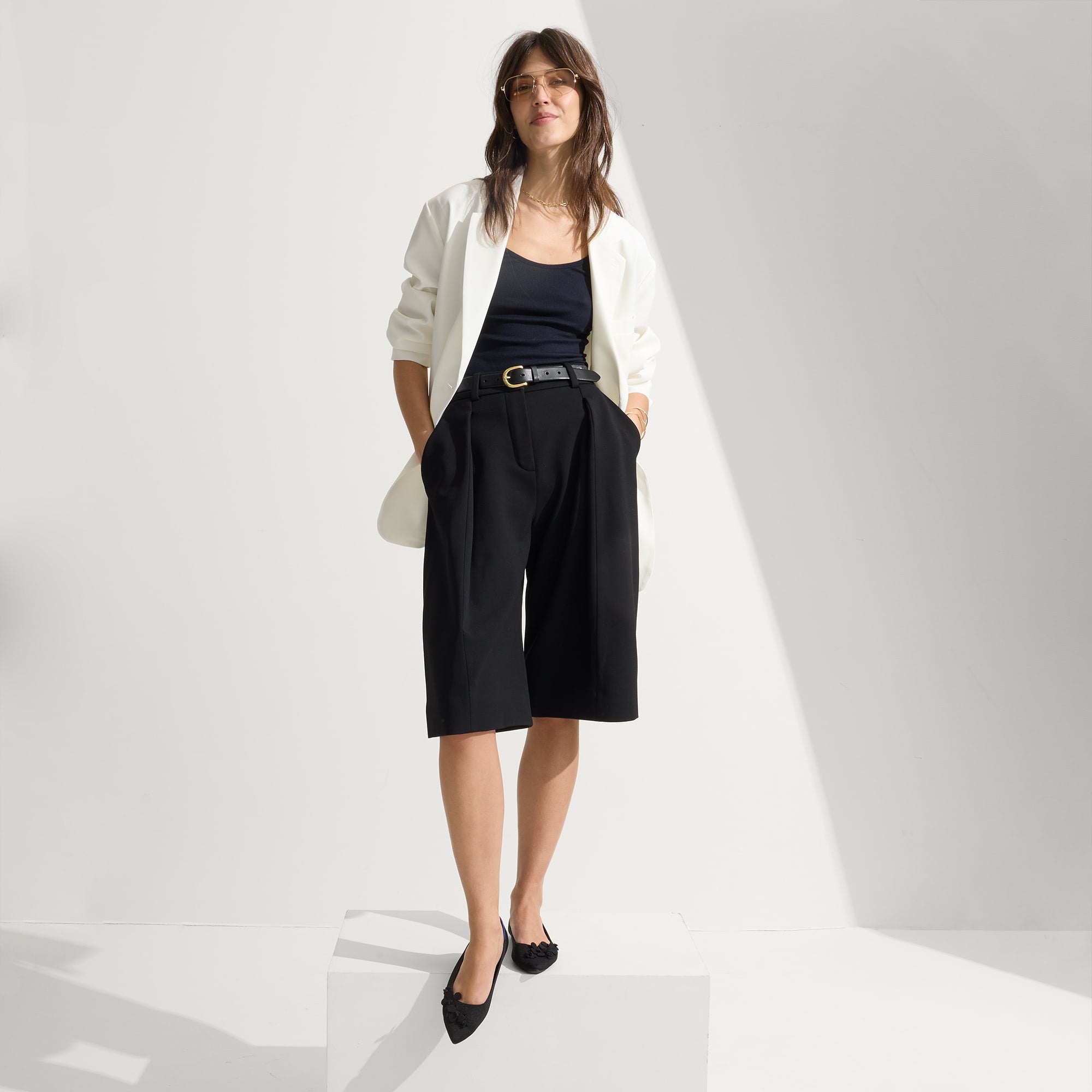 The Petal Point II - Black - Image 4