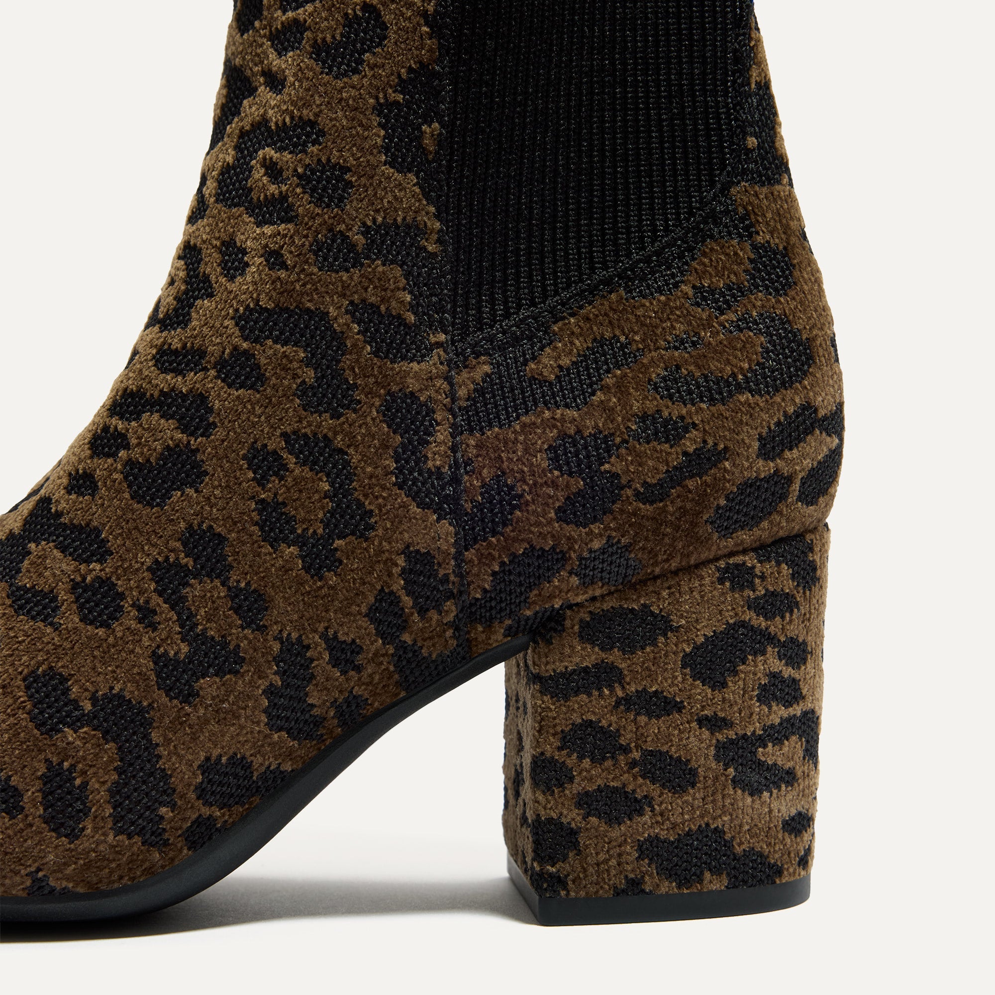 The ReVelvet™ High Classic Boot - ReVelvet™ Cheetah - Image 7